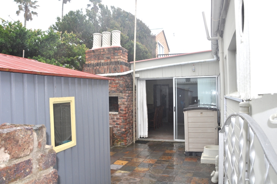 3 Bedroom Property for Sale in Queensberry Bay Eastern Cape